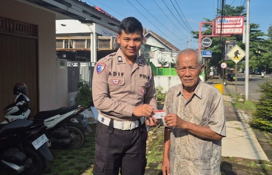 Layanan SIM Diantar ke Rumah, Inovasi Satlantas Polres Pekalongan Permudah Lansia