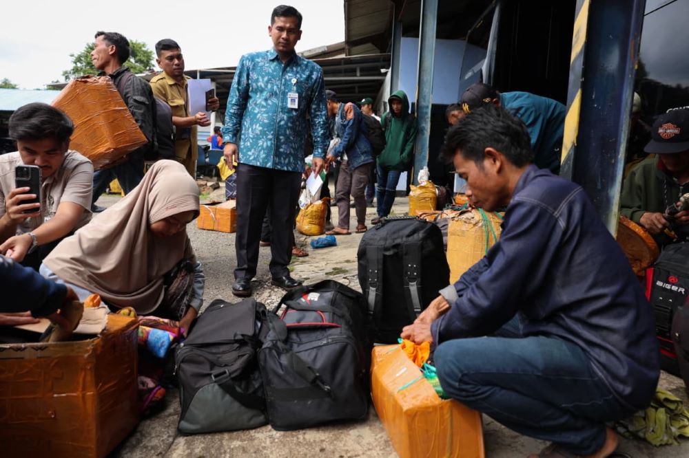 Pulangkan Korban Banjir Bandang Aceh, Pemprov Jateng Fasilitasi Transportasi hingga Modal Usaha  
