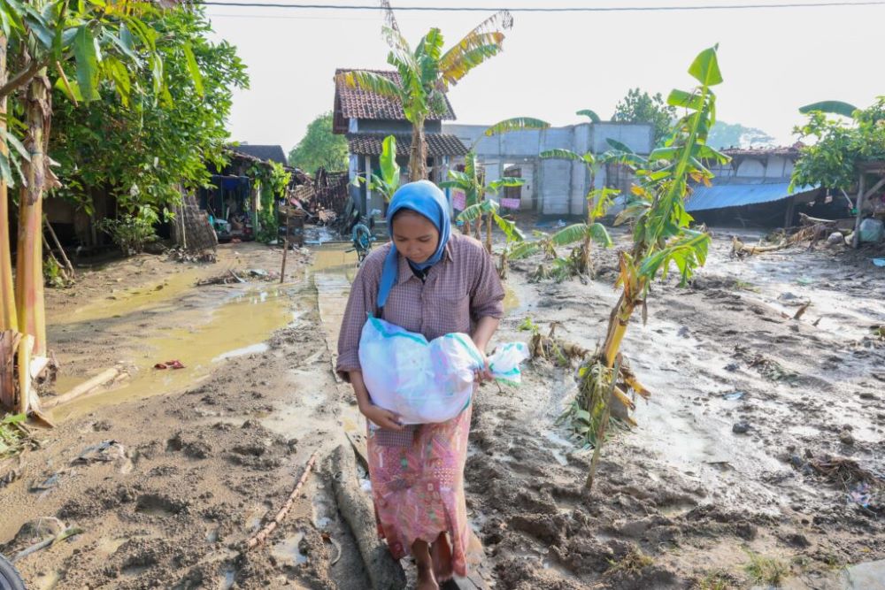 Banjir Tanggul Jebol di Guntur Demak: Puluhan Rumah Rusak, Warga Butuh Air Bersih dan Perlengkapan Dasar