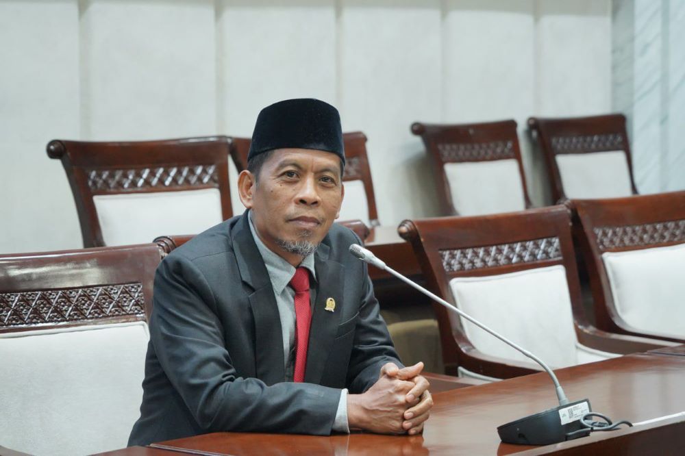 Tunjangan Tak Menentu, Banyak Perangkat Desa Beralih Jadi Pekerja MBG