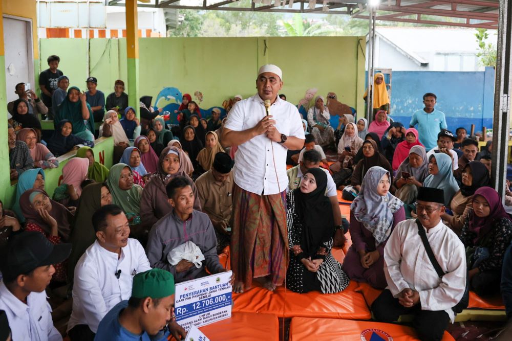 Taj Yasin Dorong Percepatan Huntara di Brebes, 533 Warga Terdampak Tanah Bergerak Menanti Kepastian
