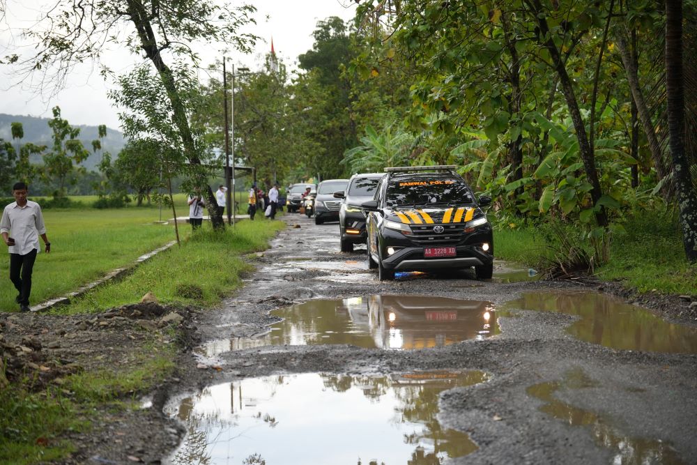 Respon Keluhan Warga, Pemkab Kebumen Siapkan Perbaikan Bertahap Sejumlah Ruas Jalan