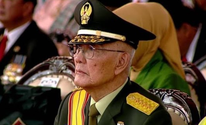 Wapres RI ke-6, Try Sutrisno Wafat di Usia 90 Tahun