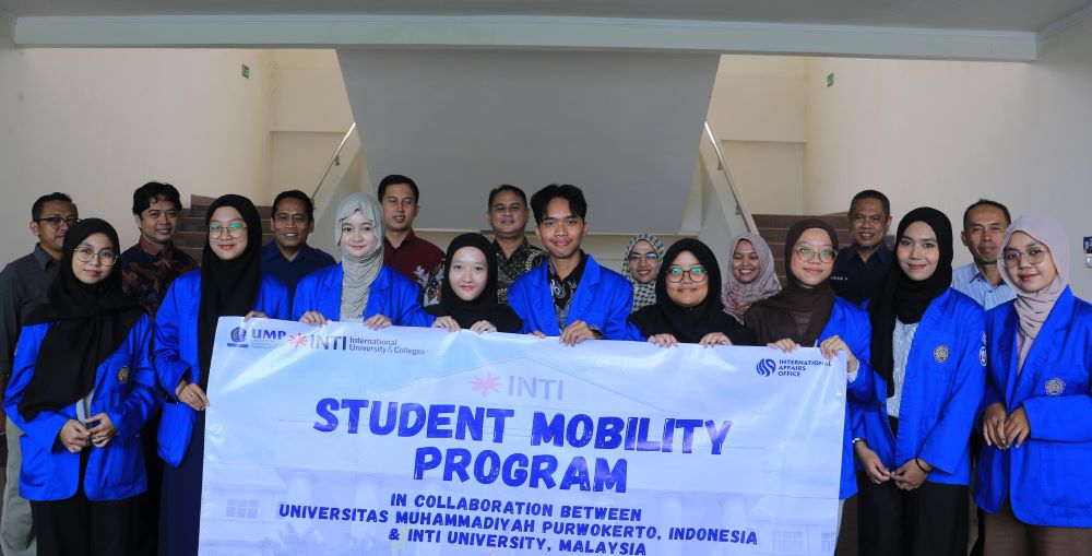 UMP Kirim 9 Mahasiswa Ikuti Student Mobility Program di INTI University Malaysia