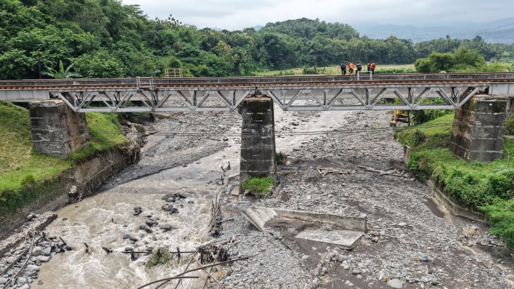 Ancaman Struktur Jembatan, Daop 5 Batasi Operasi Kereta di Lintas Prupuk–Linggapura