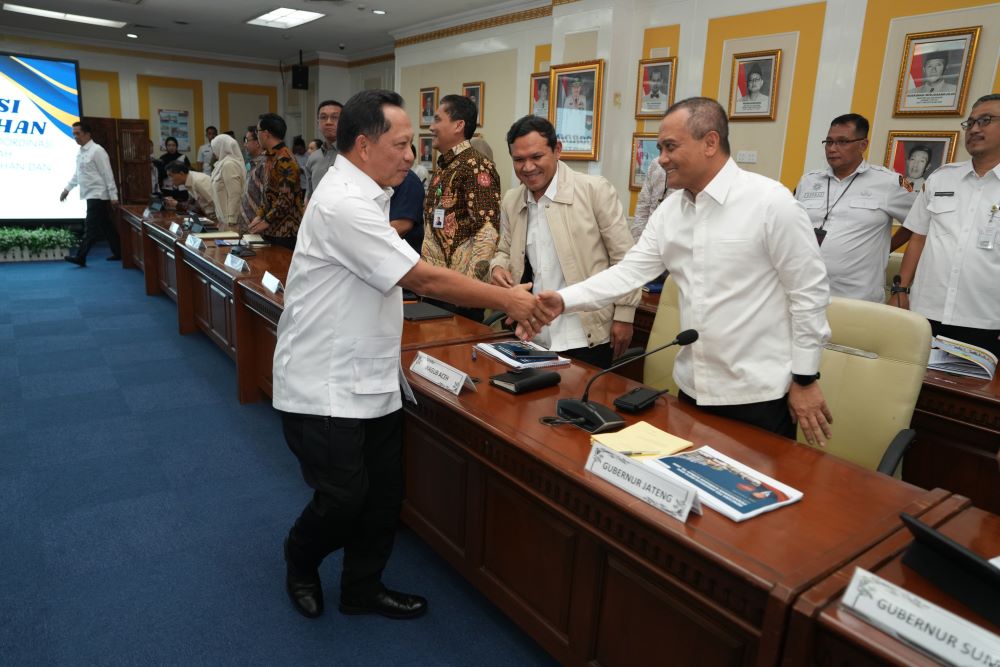 Gubernur Jateng Targetkan Backlog Perumahan Turun 274 Ribu Unit pada 2026