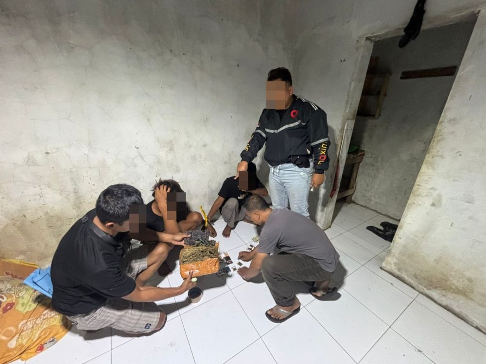 Satres Narkoba Polres Pekalongan Tangkap Dua Nelayan Pengedar Ganja