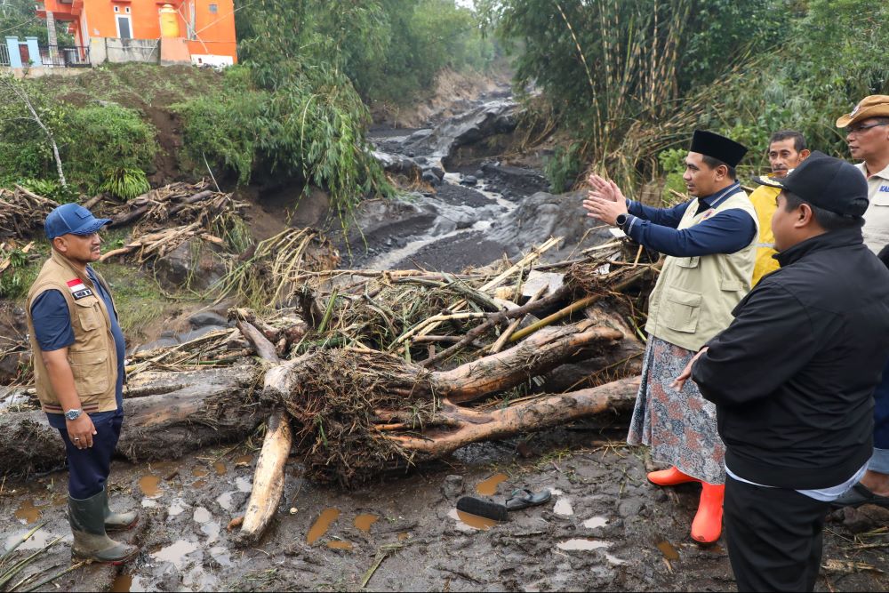 Wagub Jateng Soroti Kerusakan Hutan Usai Banjir Bandang Pemalang, Dorong Penguatan Kawasan Lindung